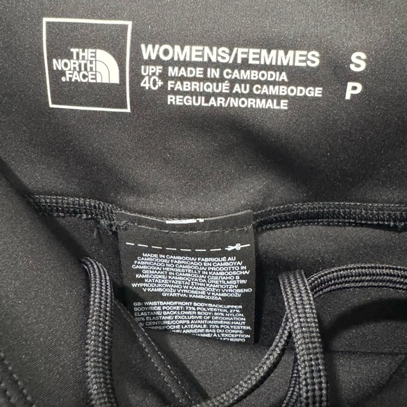 The North Face NWOT Movmynt Tight in Black - Picture 9 of 9